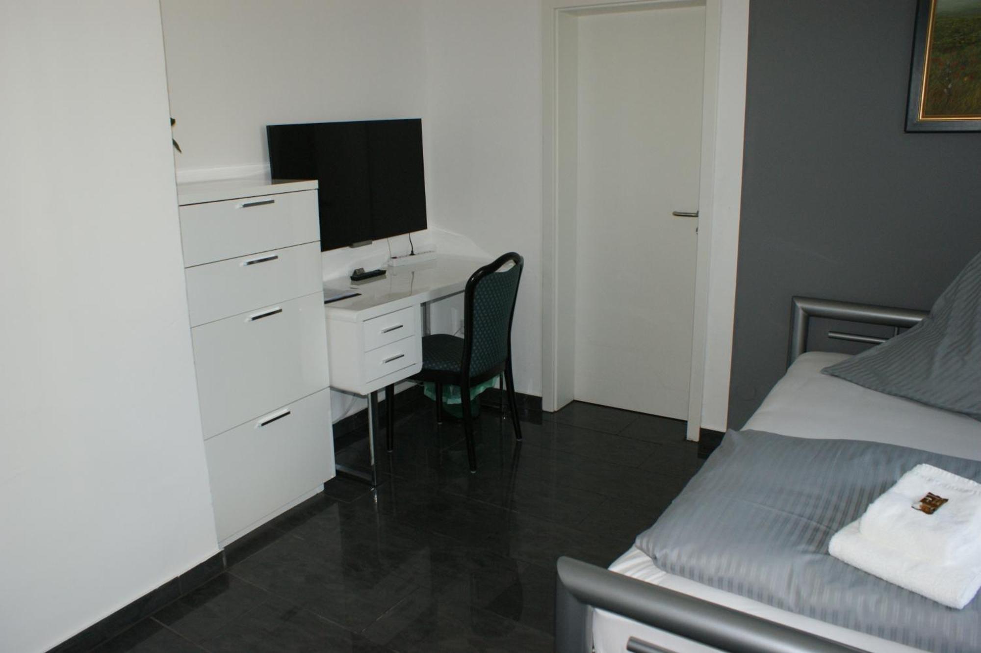 Hotel Ruehen, 24 Stunden Check In, Kostenfreie Parkplaetze Oda fotoğraf